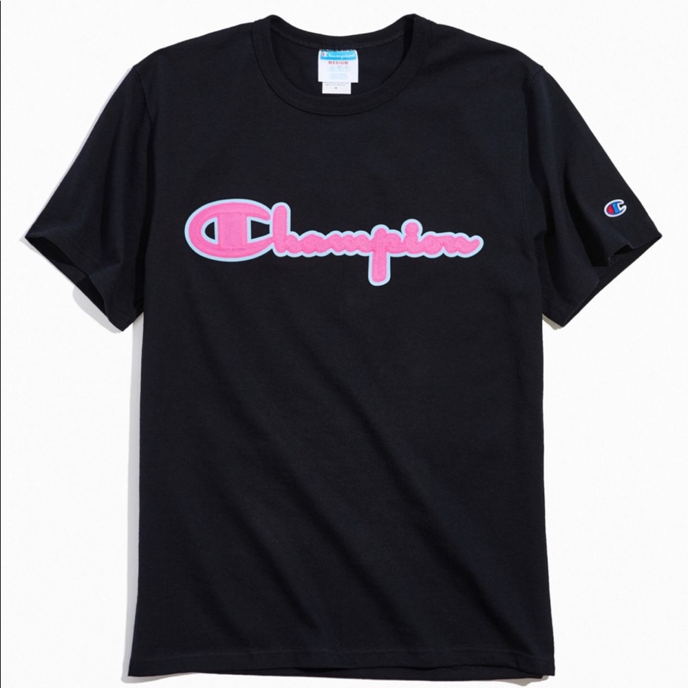 NEW‼️PINK CHAMPION LOGO BLACK SHIRT✨